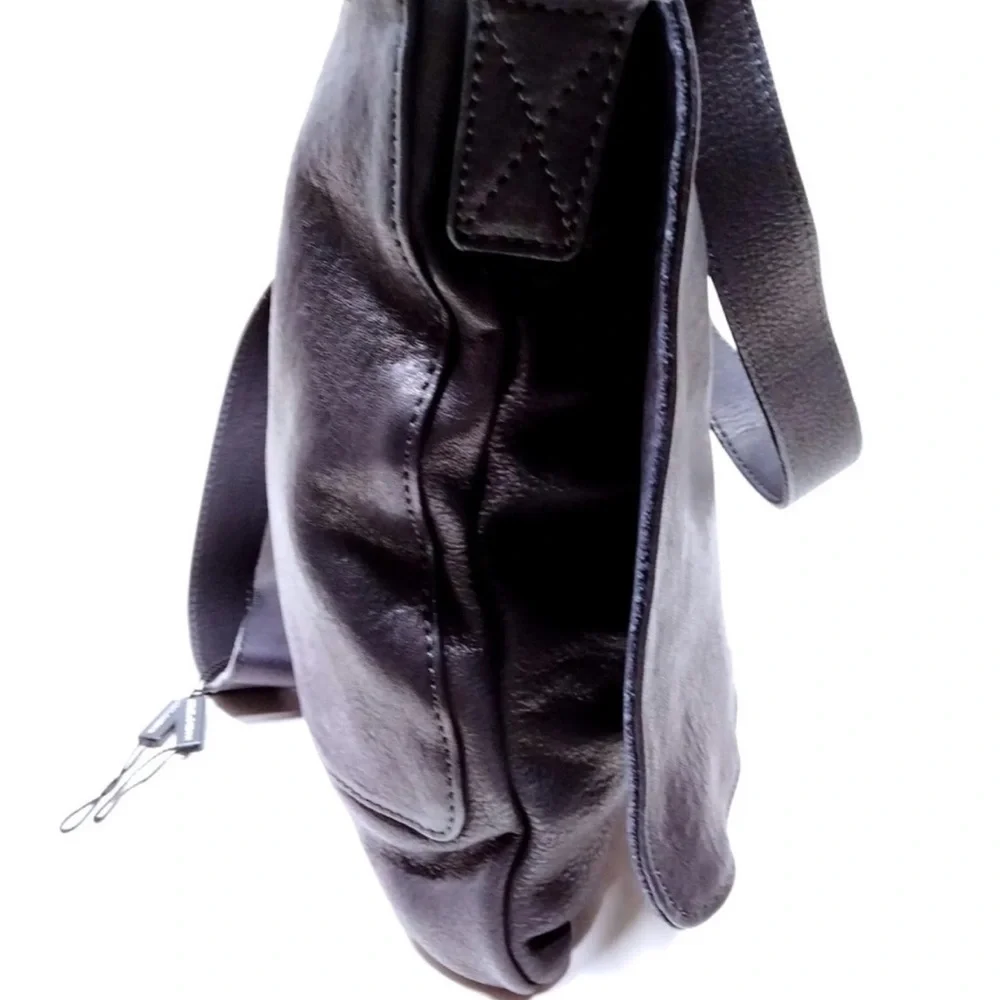 Dolce & Gabbana Black Leather Messenger Bag
